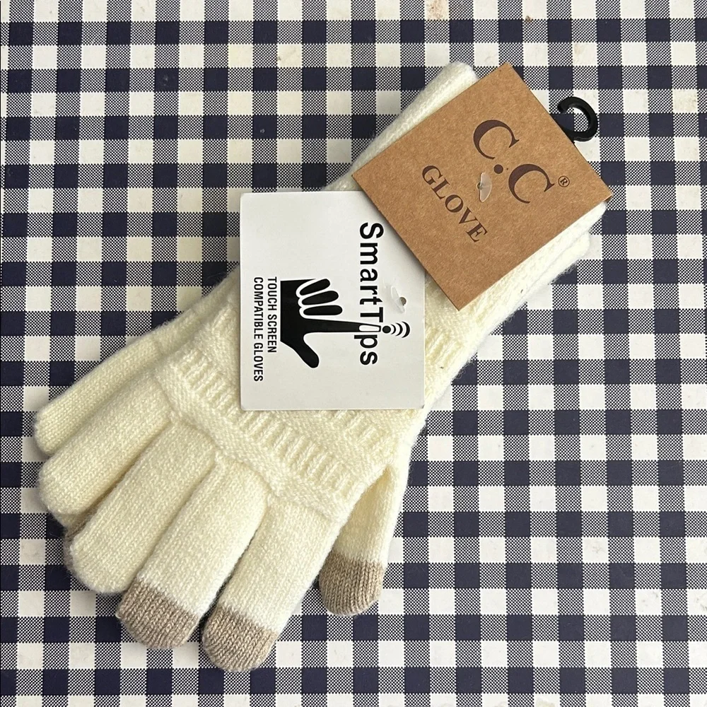 C.C ivory Touchscreen Gloves